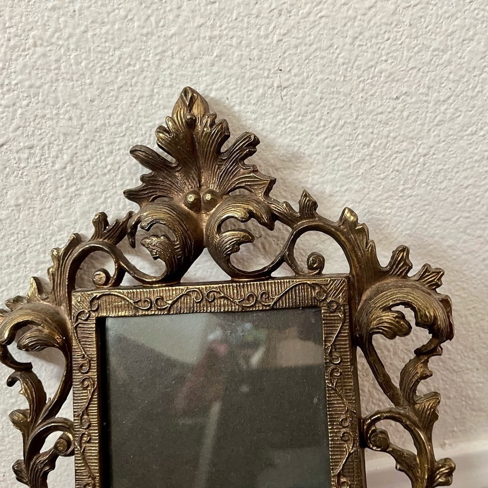 Vintage Rococ Style Brass Picture Frame 8/12 Inch - Picture 9 of 11